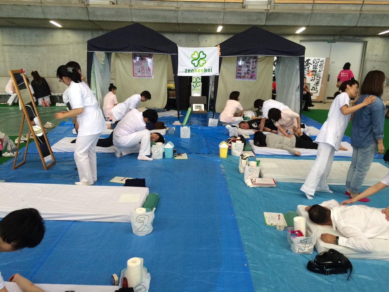 各種イベントでの施術会写真