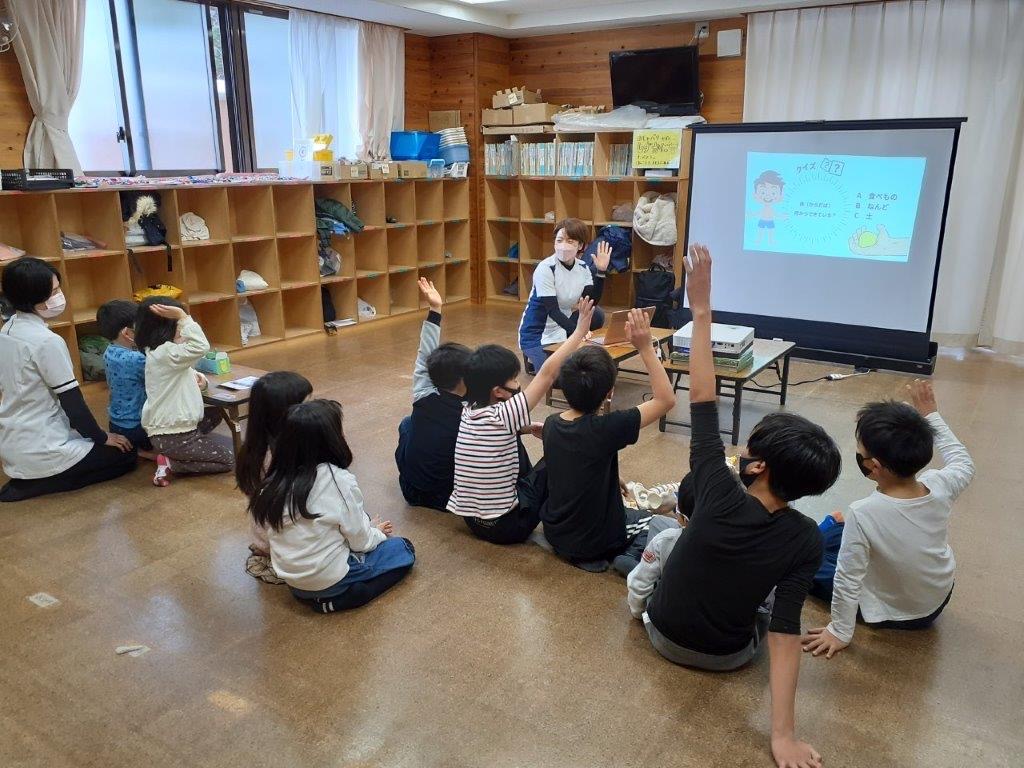 児童館で姿勢教室