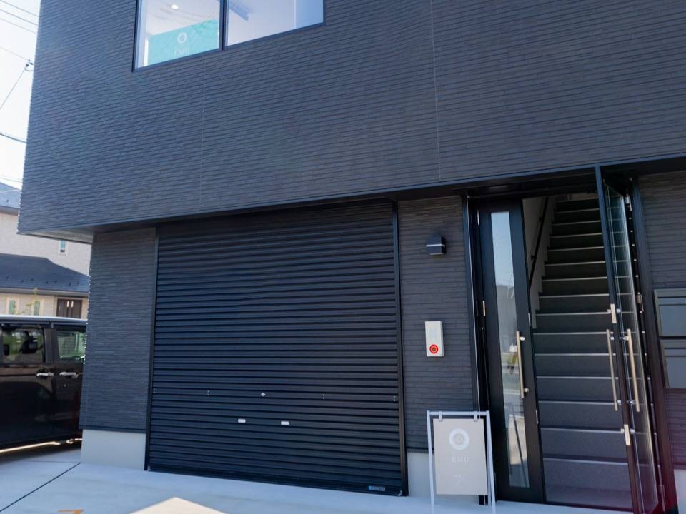 こちらの２階が店舗です。